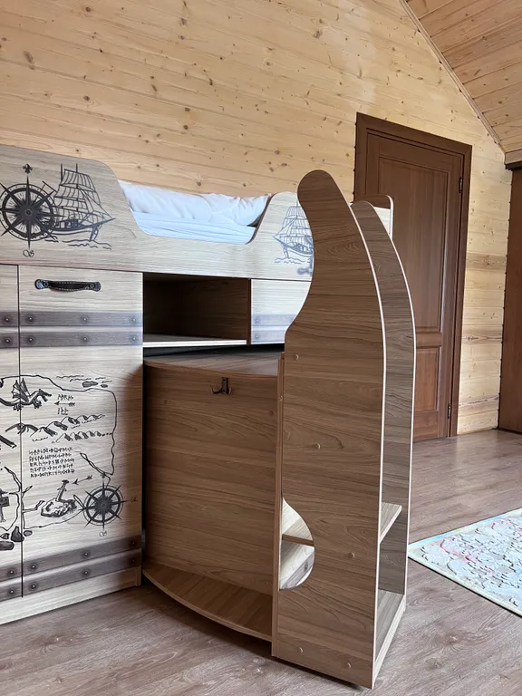 Коттедж с дровяной баней на берегу озера