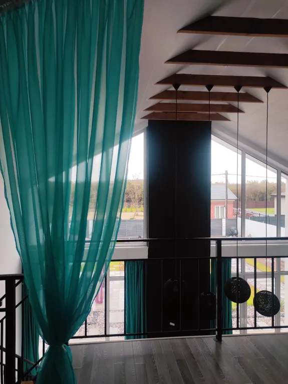 Дом рядом с побережьем