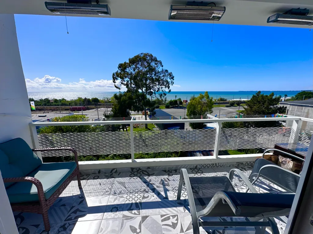 Апартаменты «Дольче Вита» с видом на море | песчаный пляж в 300 метрах