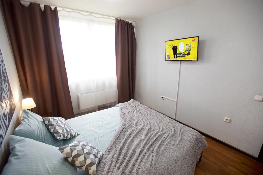 Квартира Квартира Стильная студия у ТРЦ Планета для 6 гостей — Красноярск