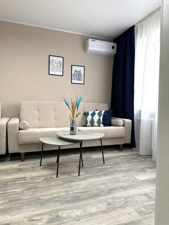 2 комн квартира район Обелиск