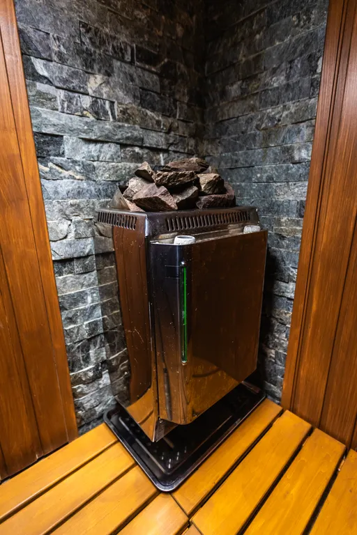 Просторный светлый дом с баней и фурако