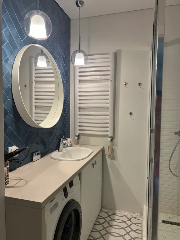 Современная уютная квартира около моря