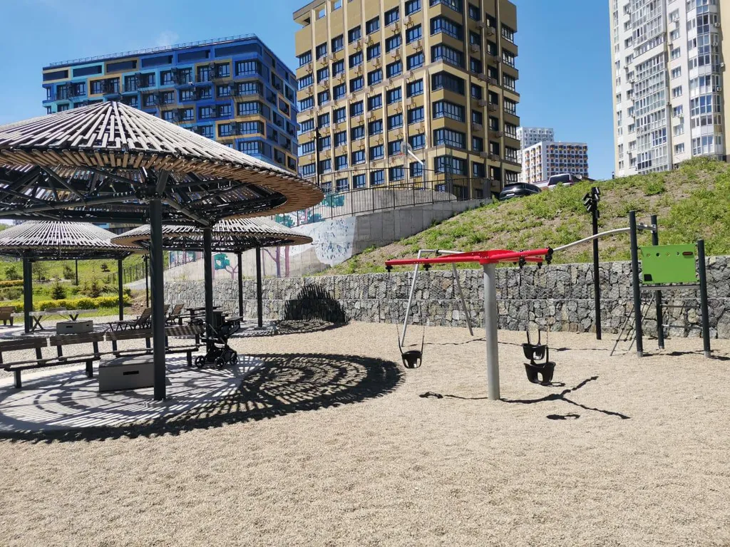 Красивая дизайнерская квартира в новом жк с видом на море