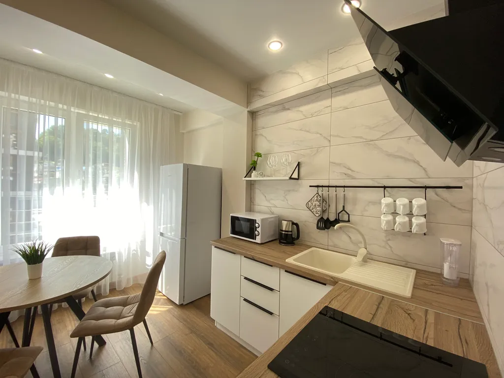 Комфортная 1-комнатная квартира на берегу моря