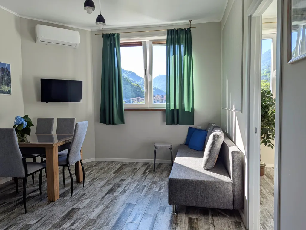 Евротрёхкомнатный апартамент с панорамным видом