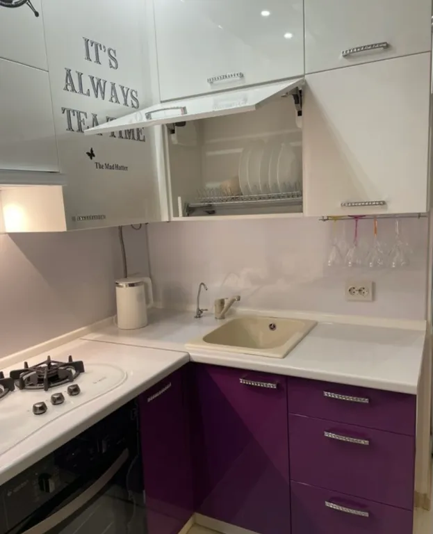 Студия с дизайн-интерьером Алиса