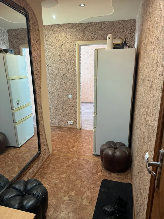 Просторная двухкомнатная квартира с видом на Мишенную сопку