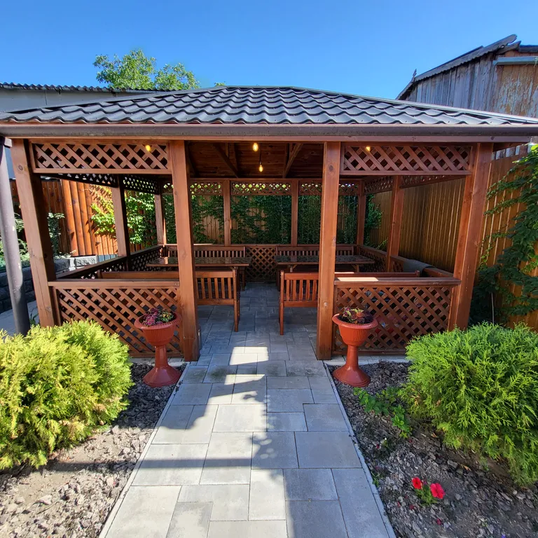 №11 2-х комнатный номер на первом этаже