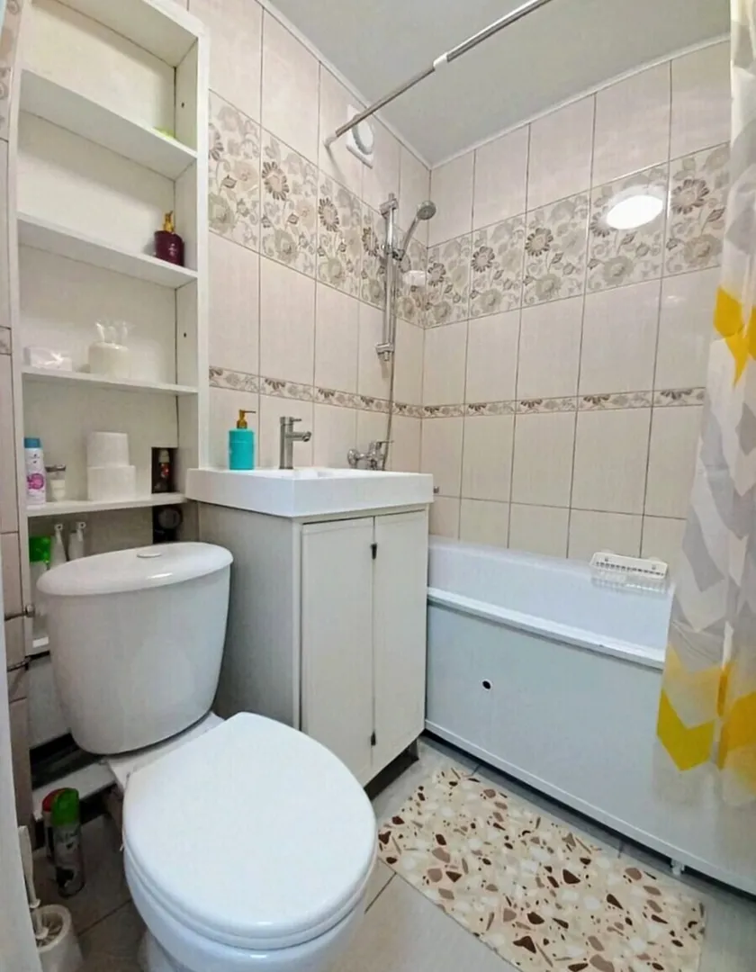 Ванная комната, с полноразмерной ванной 