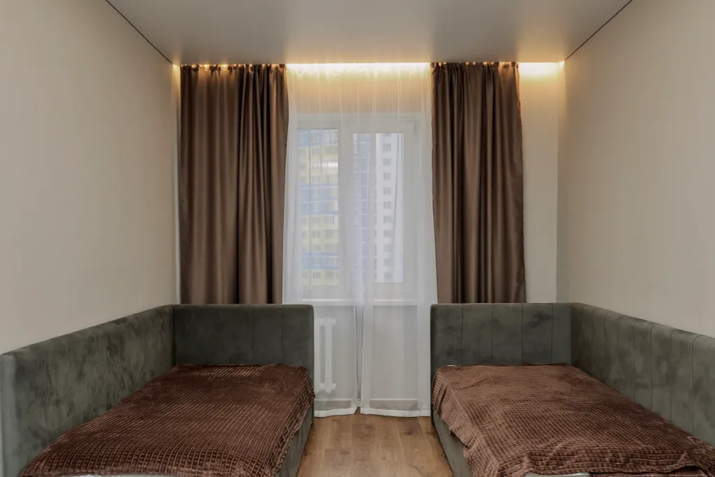 Большaя квaртира с балкoнoм и краcивым видoм нa гopод