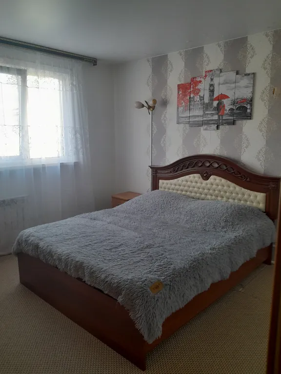 Домик у Озера Байкал