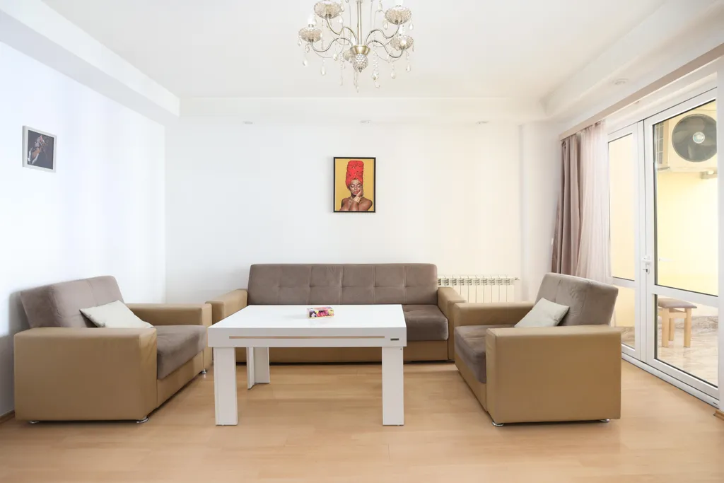 3-комнатная Квартира — аренда посуточно в Ереван