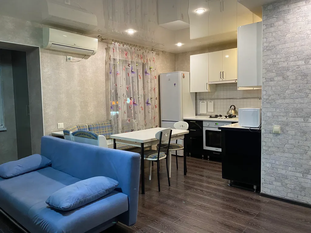 Уютная квартира — аренда посуточно в Владикавказ