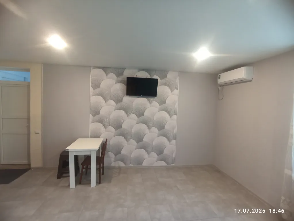 Уютный номер рядом с морем