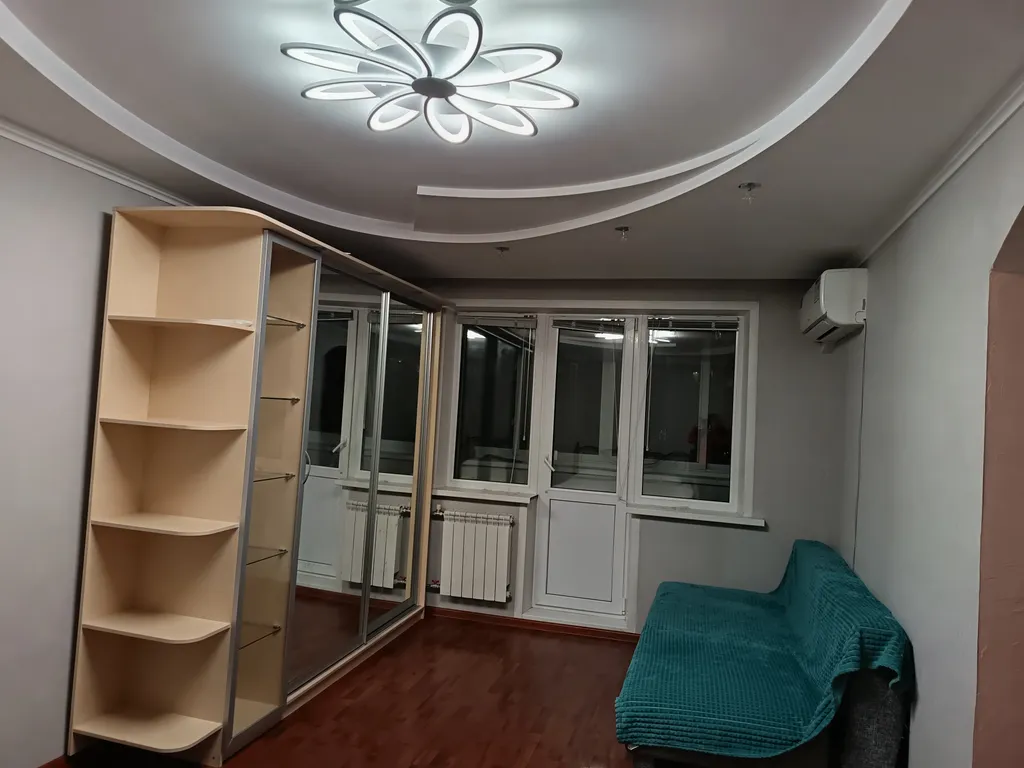 Квартира около дома молодежи