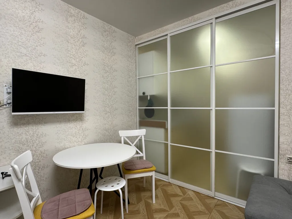 Аромат, уют, чистота, большая кровать-для влюбленных или просто отдохнуть