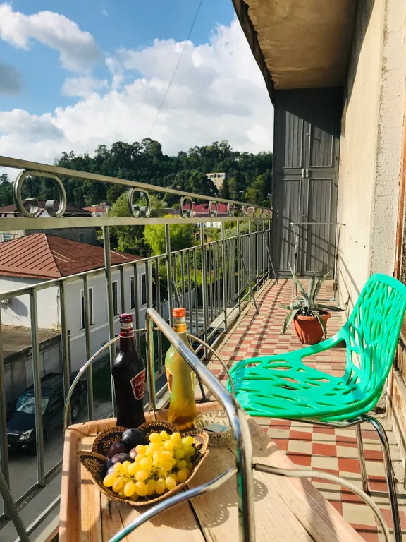 Квартира 4-х комнатные апартаменты в центре — аренда посуточно в Сухум