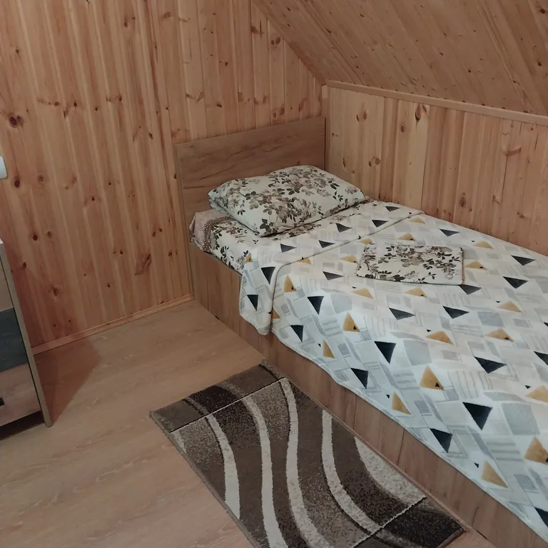 Коттедж с бассейном Азовочка