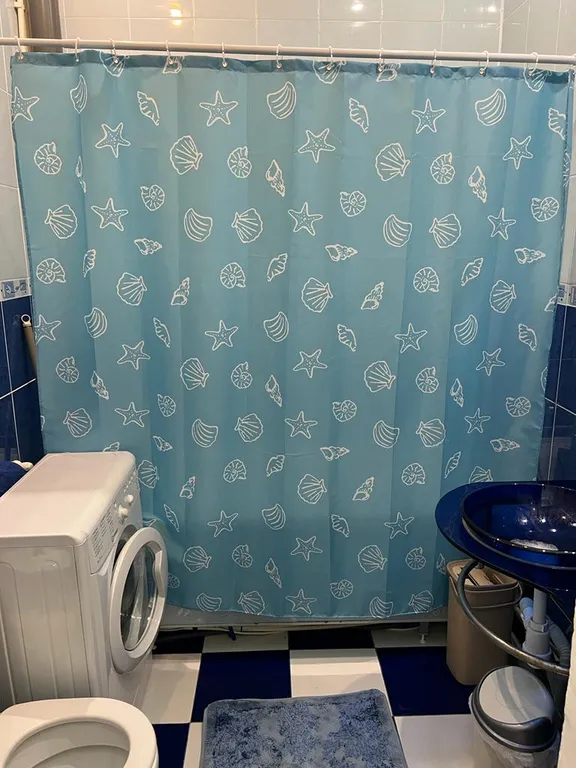 Дом в километре от моря