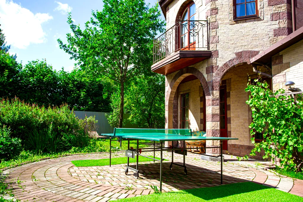 Дом с роскошным бассейном и 2 видами бань