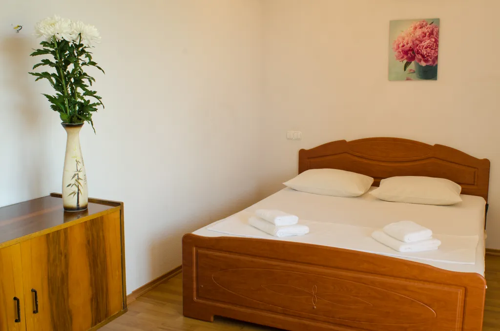 Квартира 2-комнатная Квартира — Севастополь