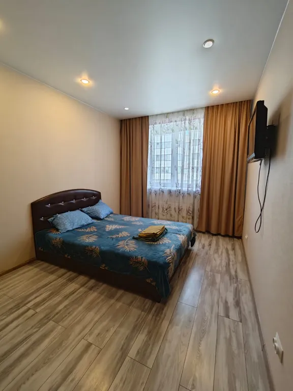 Уютная квартира возле ТЦ Кристалл