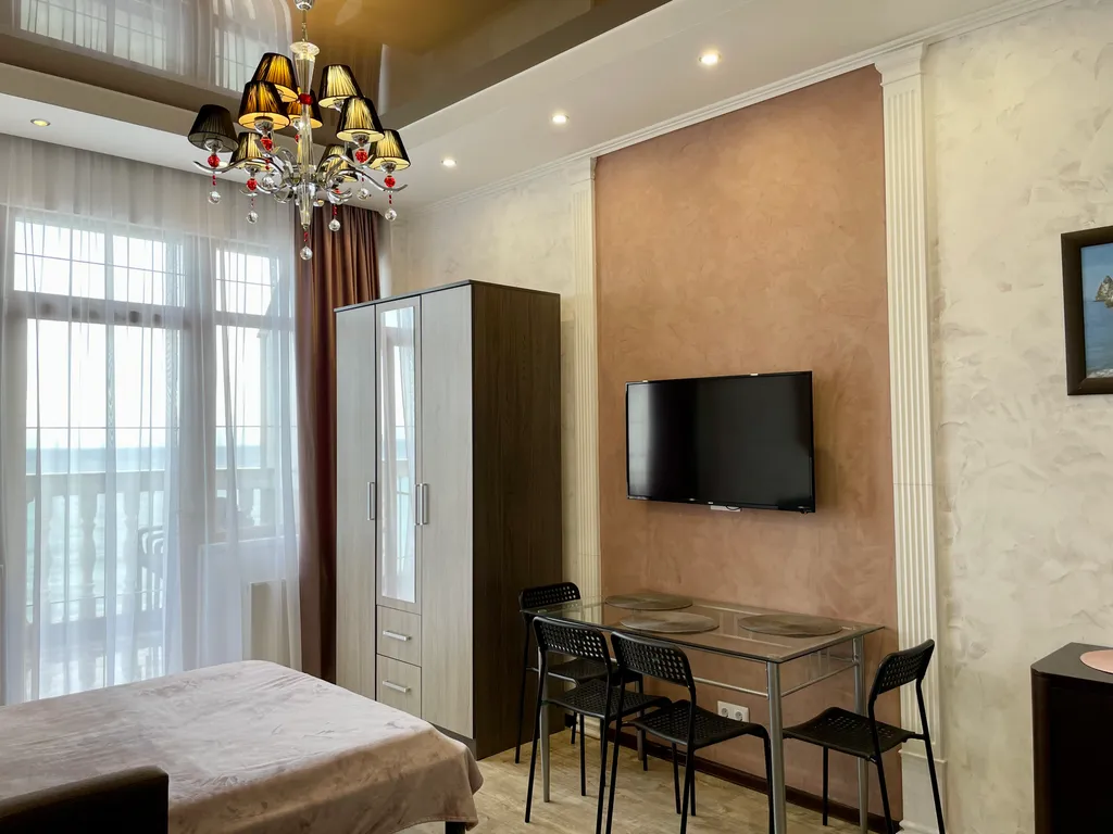 Апартамент на первой линии в Профессорском уголке