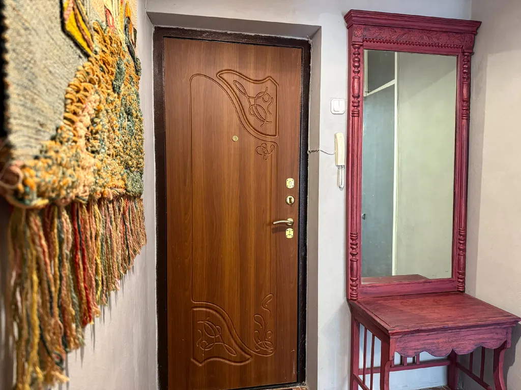 Квартира в центре Машгородка с большой открытой лоджией