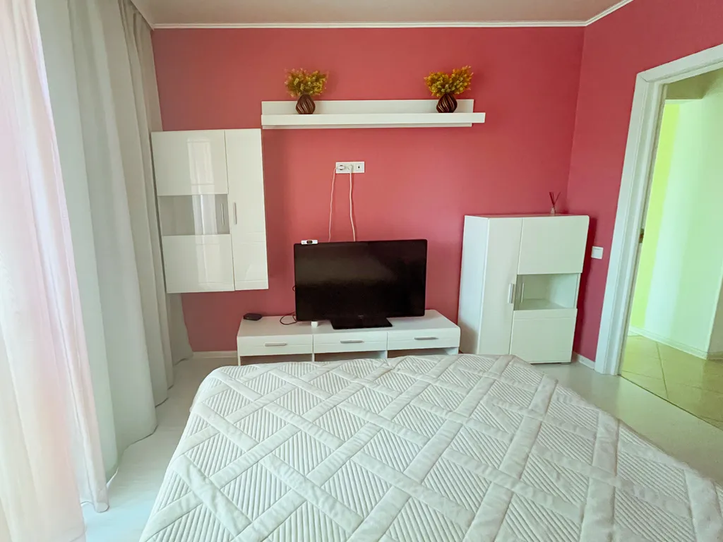 Уютная, светлая квартира в центре со свежим ремонтом — аренда посуточно в Калининград