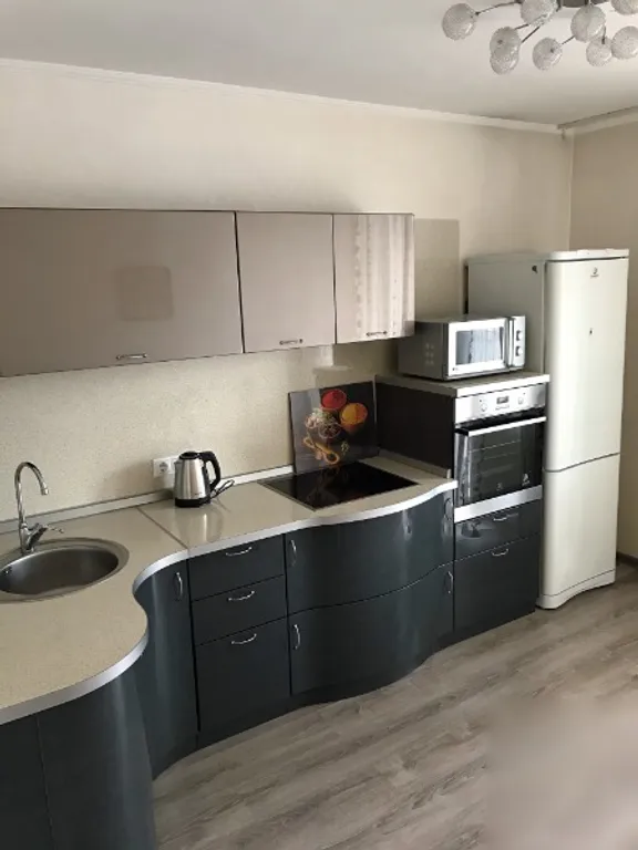 Квартира Комфортная квартира напротив ТЦ Планета — Красноярск