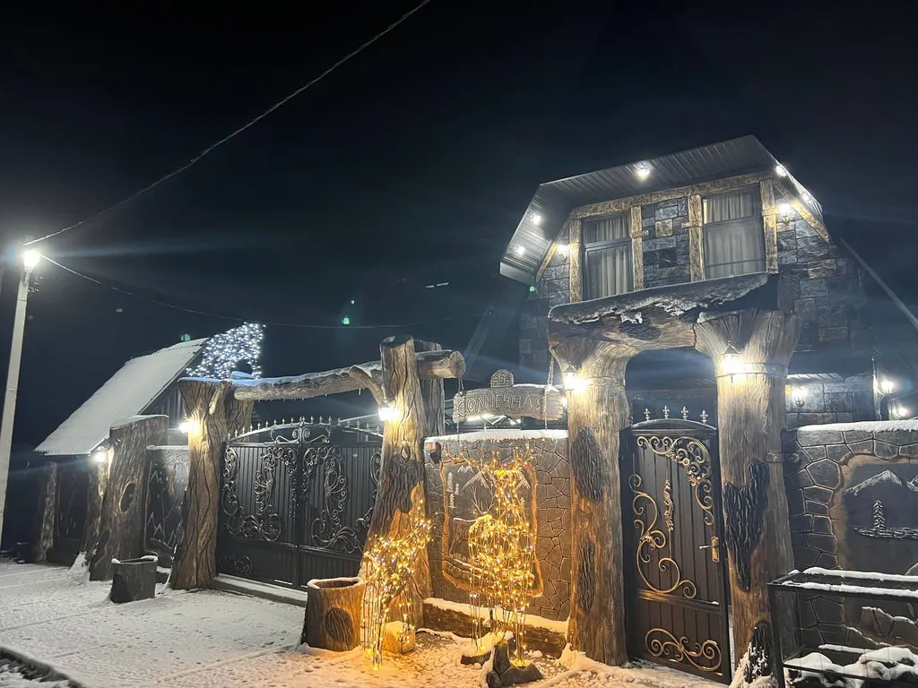 Гостевой дом с дизайнерским ремонтом с видом на горы