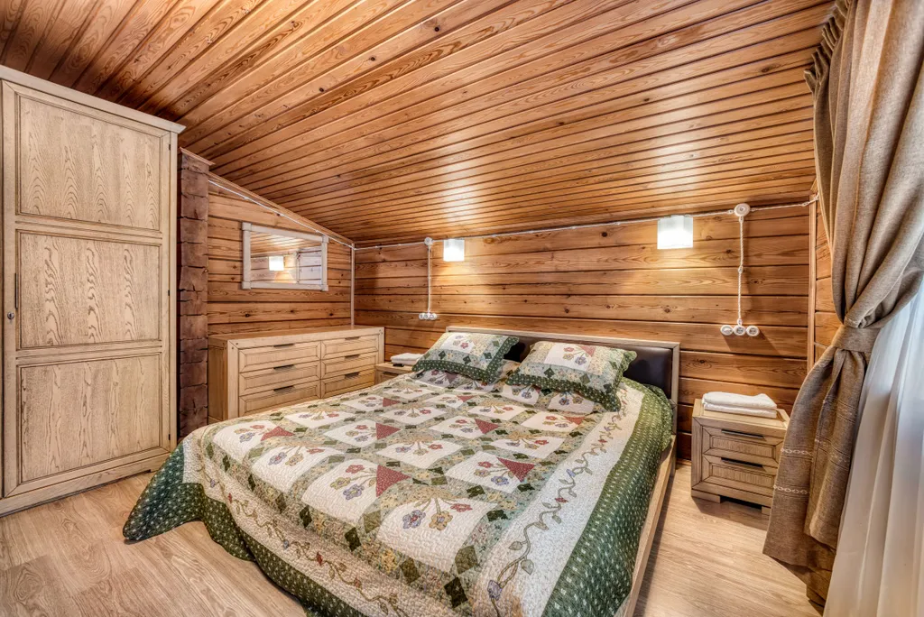 Коттедж 4-комнатный Дом — Чудская