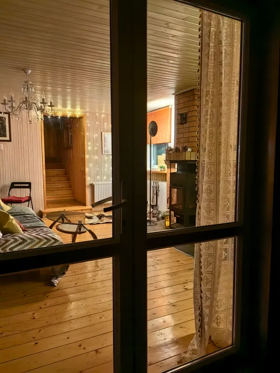 Коттедж Уютный дом с бассейном, с баней, беседка, камин, барбекю — Скоково