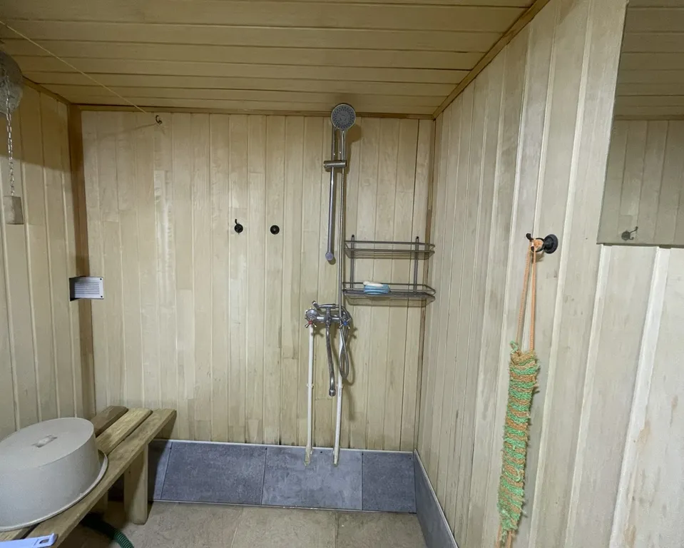 Квартира Уютная мансарда в деревне на оздоровительной базе отдыха "Ребовичи" — Лодейное Поле