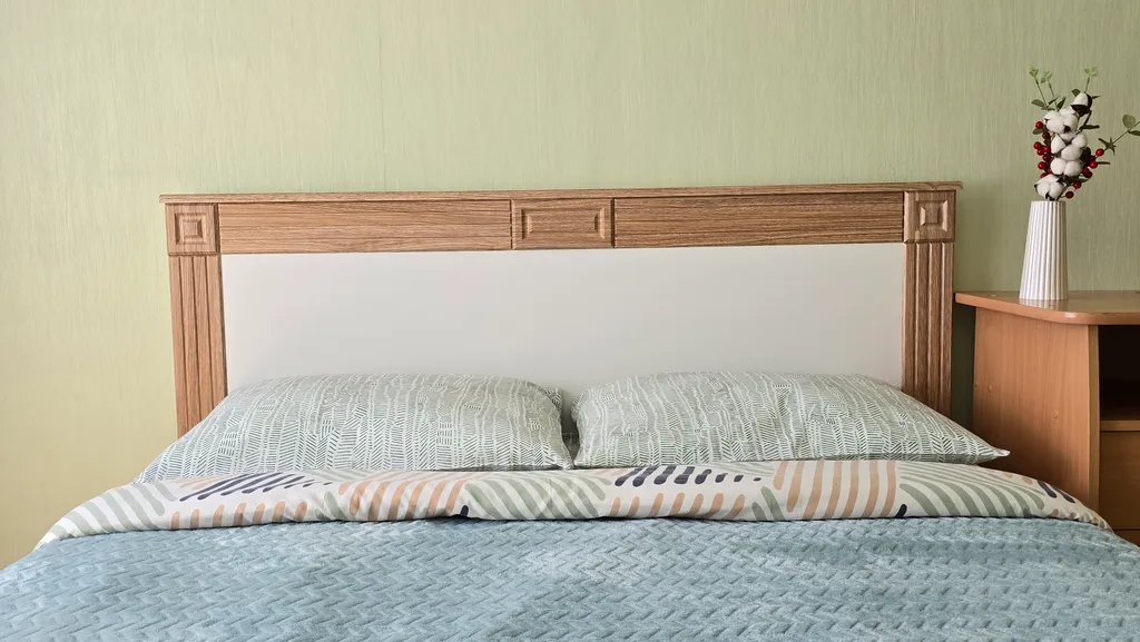 2-комнатная квартира с двумя кроватями и диваном