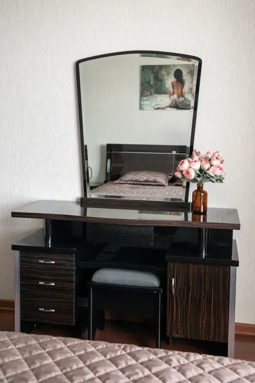 Уютная квартира в элитном районе с видом на озеро в парке имени Кирова