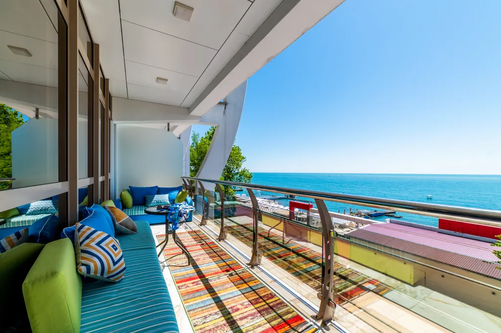 2х-комнатные апартаменты Family Apart с панорамным видом на море