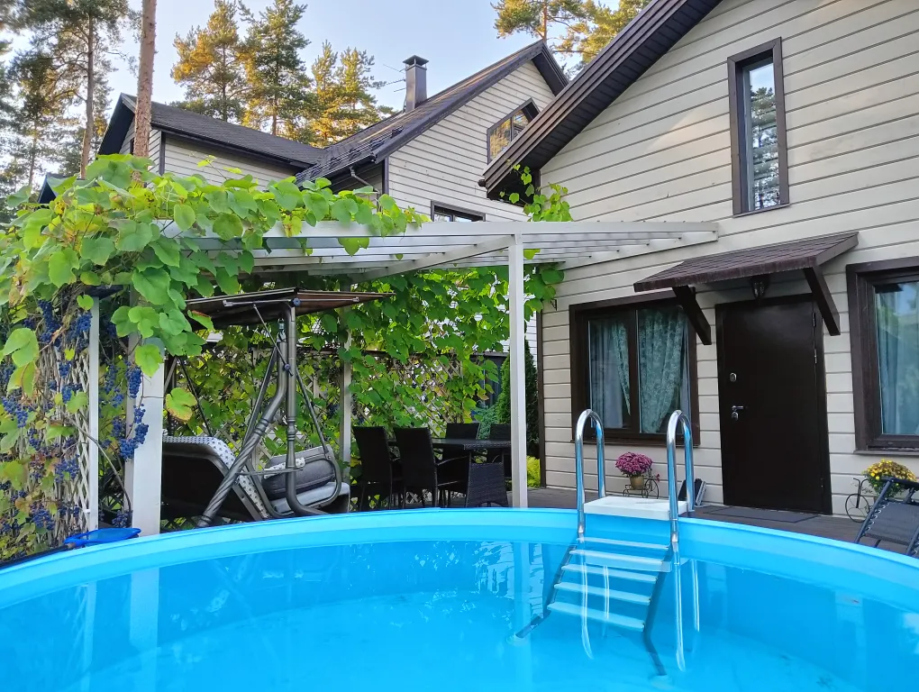 Гостевой домик с банькой и бассейном
