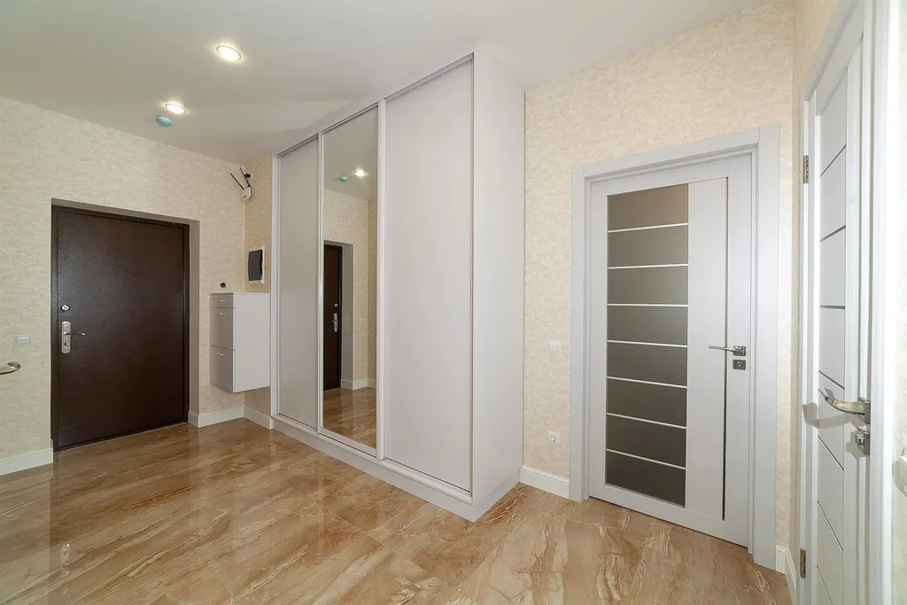 Квартира Уютная двухкомнатная квартира — Мирное