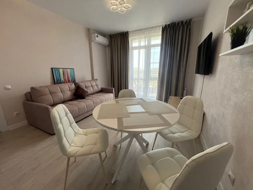 Квартира 29 ЕвроДва с бассейном на 5 человек — аренда посуточно в Сукко