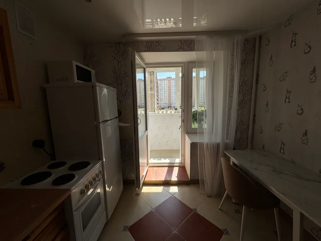 Чистая квартира с хорошим расположением