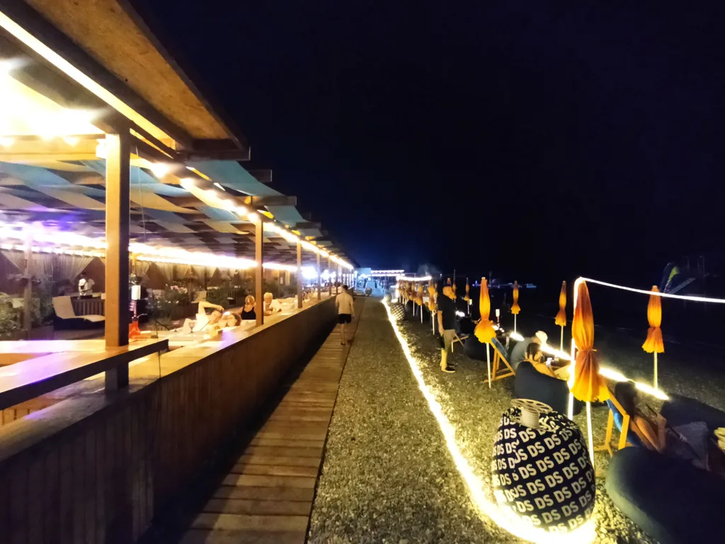 3-комнатная квартира в доме с видом на горы и море