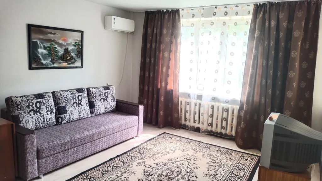 Уютная квартира в центре города Волжский — аренда посуточно в Волжский