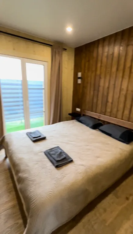 Коттедж с сауной на горке