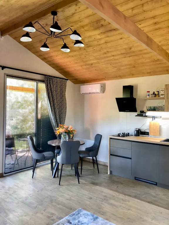 Коттедж у реки в центре Звенигорода