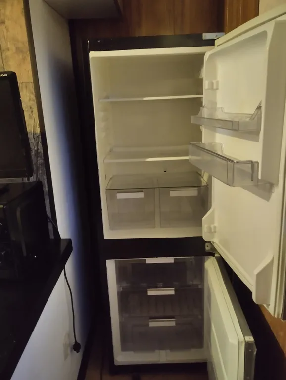 2-комнатная благоустроенная чистая квартира