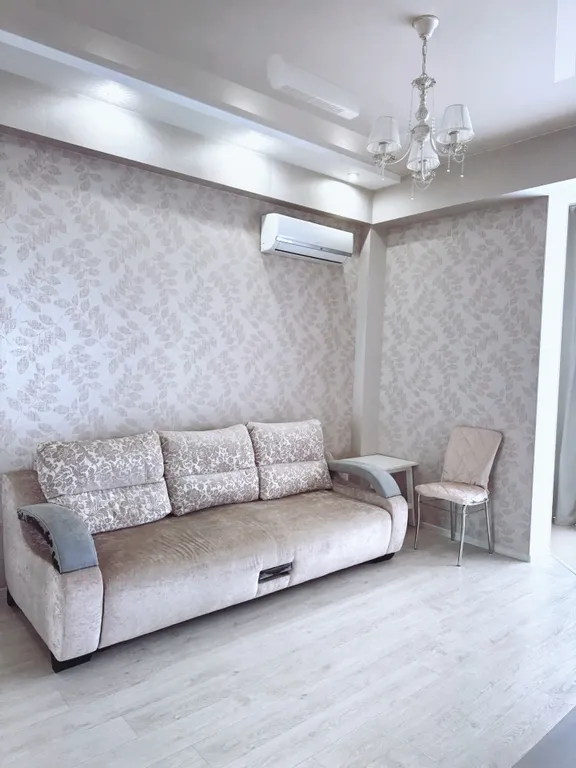 Видовая квартира рядом с дендрарием, в 15 мин от моря пешком