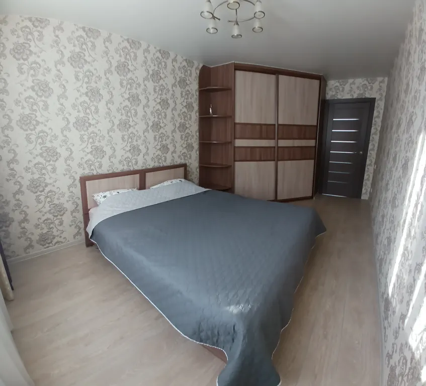 Уютная двухкомнатная квартира для отдыха и командировок рядом с УВЗ