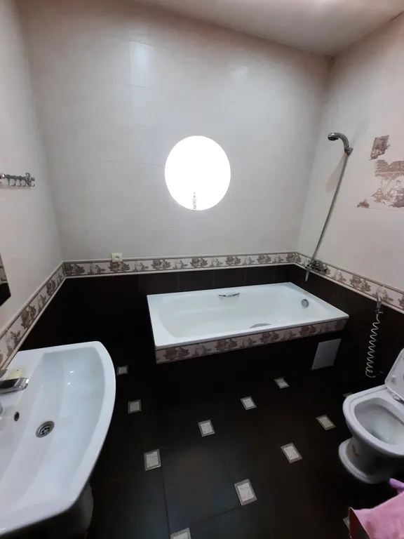 Большой дом с видом на море и на лес